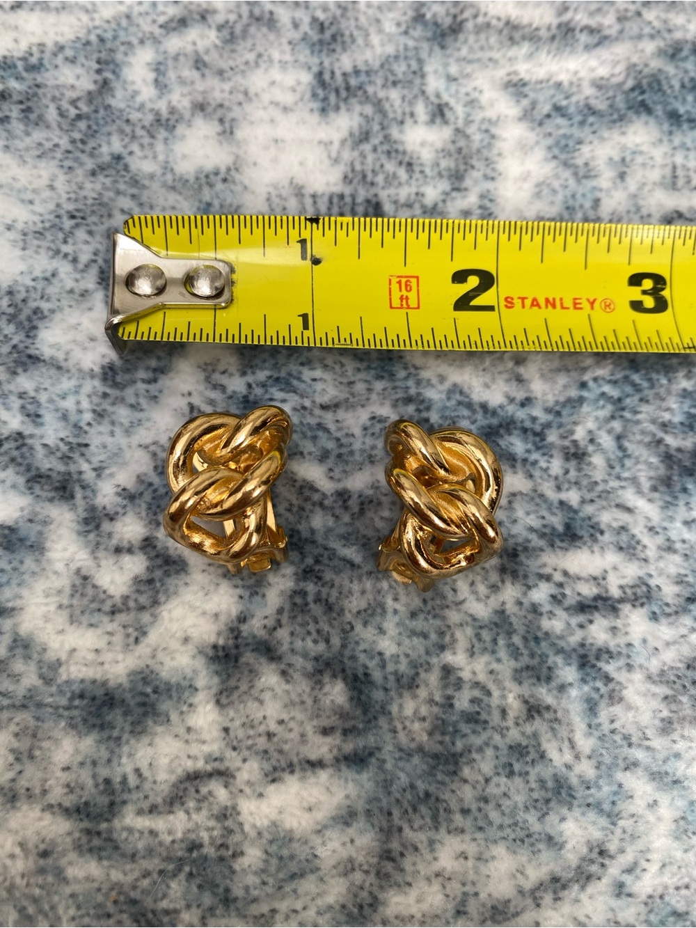 Dior Gold-Tone Knot Clip-On Earrings (like new!)